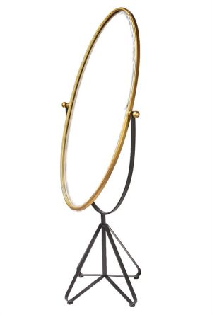 מראה אובלית על רגל