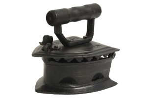 מגהץ אספנות רטרו שחור