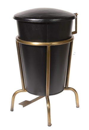 פח דקורטיבי שחור גדול